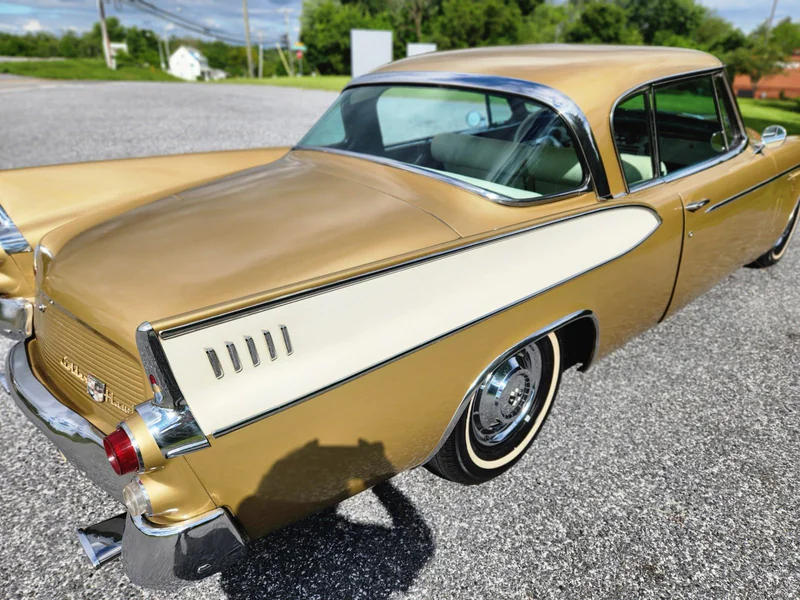 1957 Studebaker Golden Hawk 17