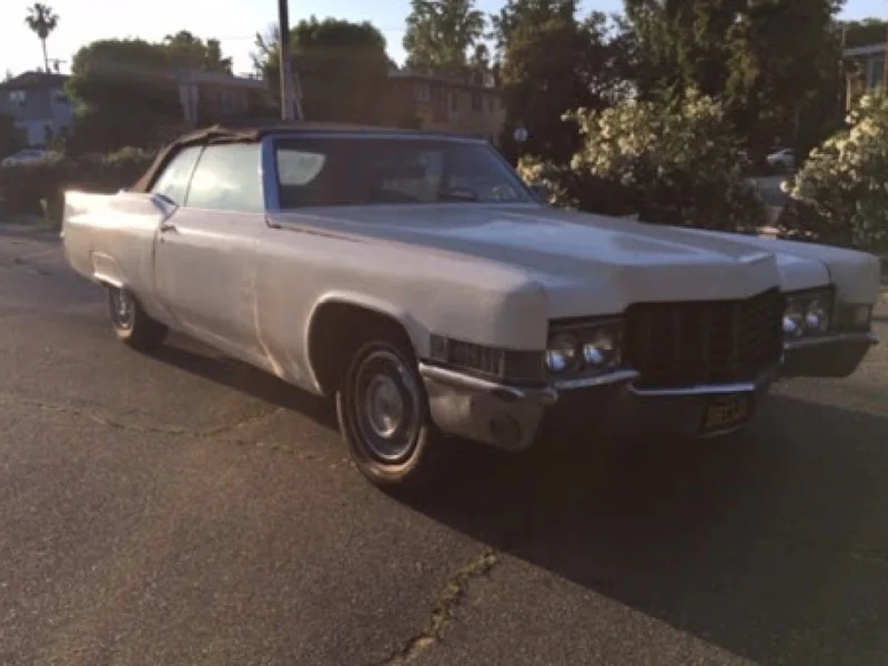 1969 Cadillac Coupe de Ville 2