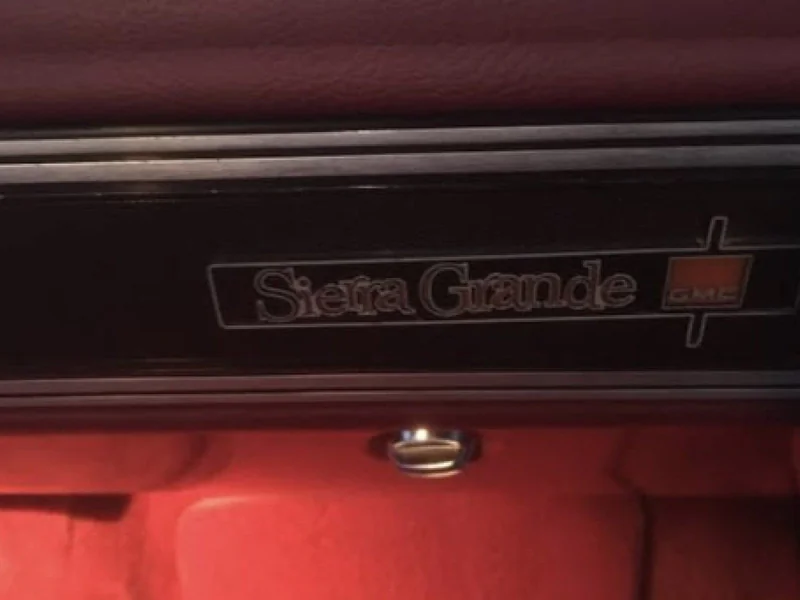 1979 GMC Sierra Grande 14