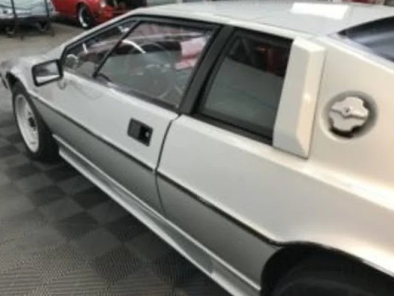 1986 Lotus Esprit Turbo 2