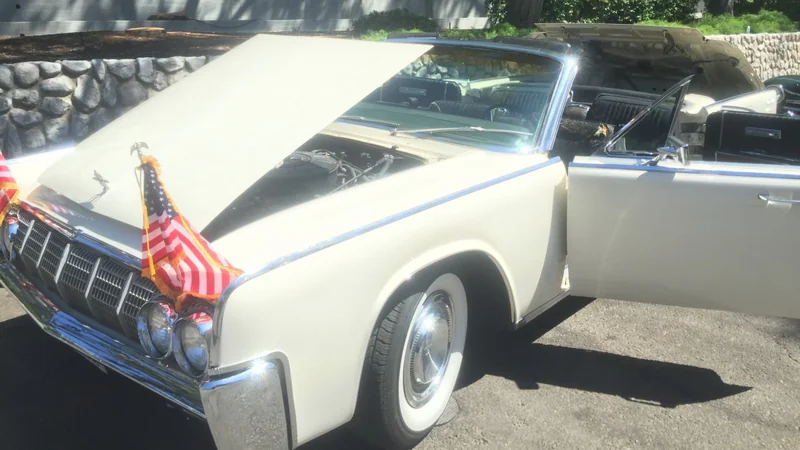 1964 Lincoln Continental 6