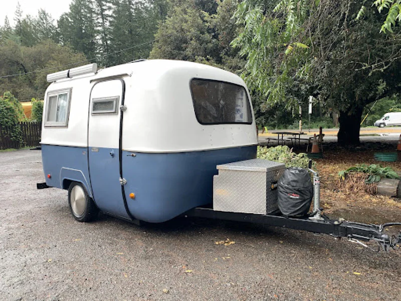 1974 Scamp Fiberglass Camper Trailer 7
