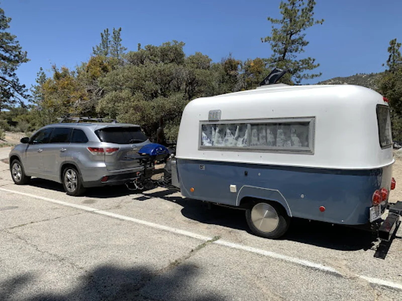 1974 Scamp Fiberglass Camper Trailer 8