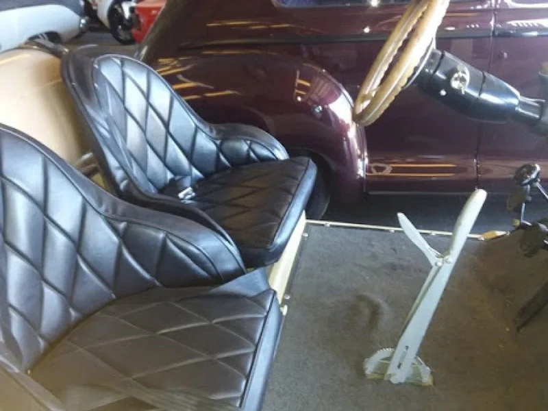 1914 Stutz Bearcat Replica 2