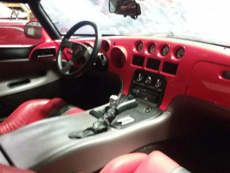 1995 Dodge Viper 3