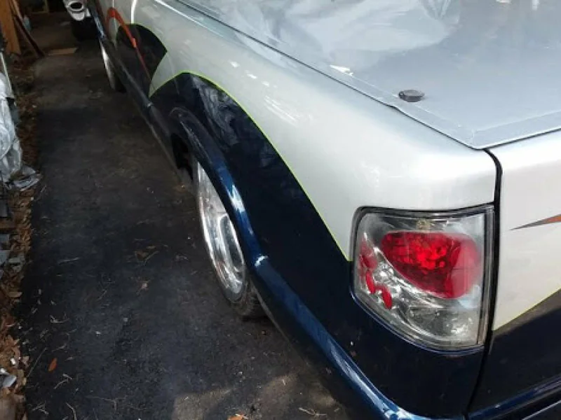 2000 Chevrolet S10 Pick-up Truck 2