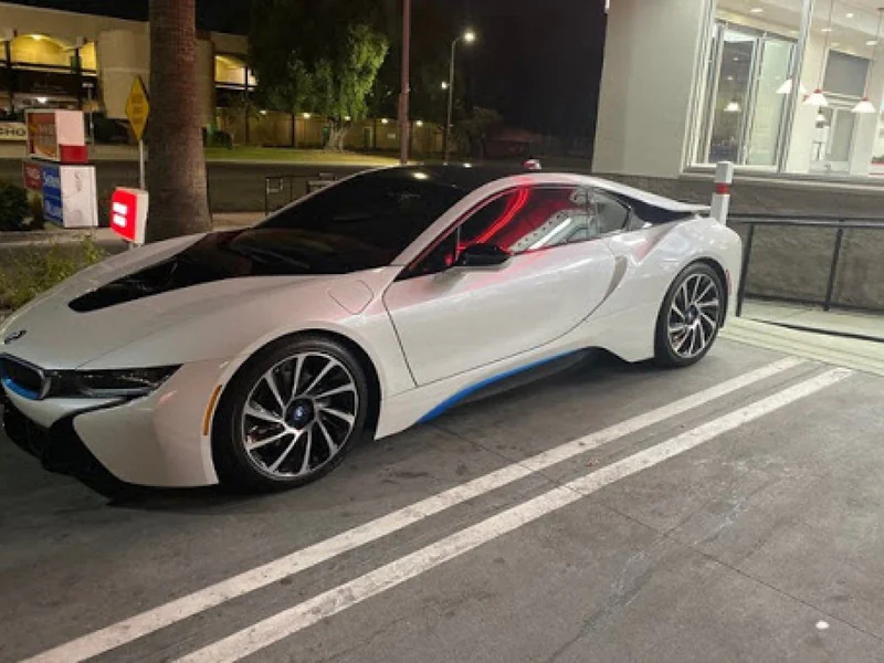 2015 BMW i8 2