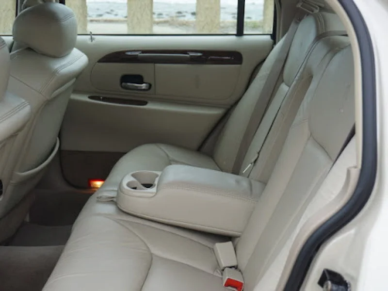 2002 Lincoln Cartier Special Edition 3