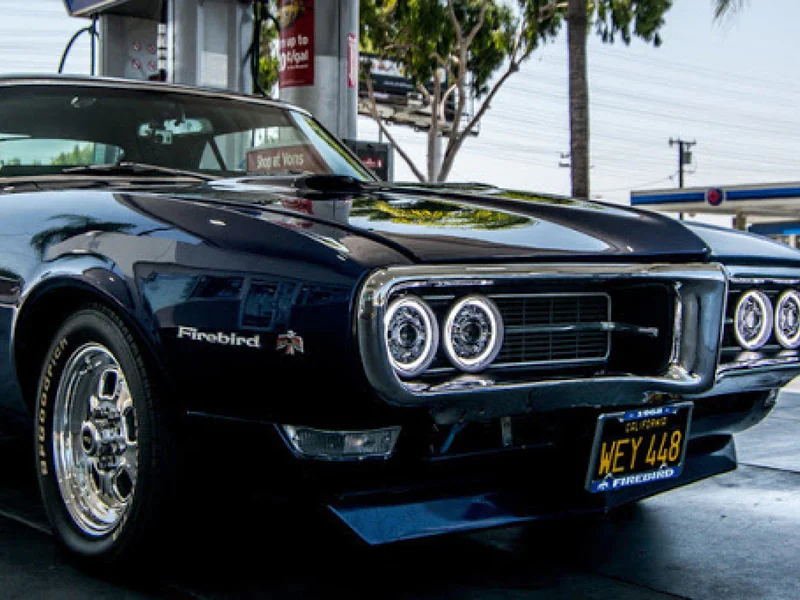1968 Pontiac Firebird 3