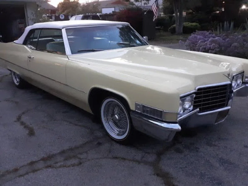 1969 Cadillac DeVille 3