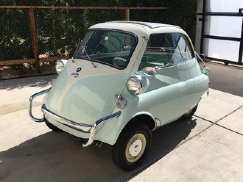 1957 BMW Isetta 2
