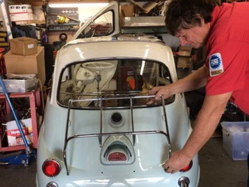 1957 BMW Isetta 8