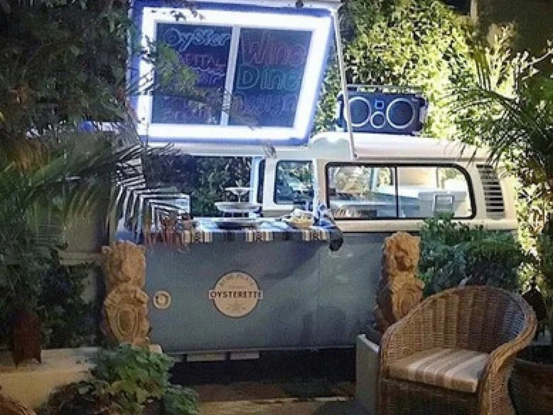 1976 Volkswagen Surf Van/Mobile Food truck 3