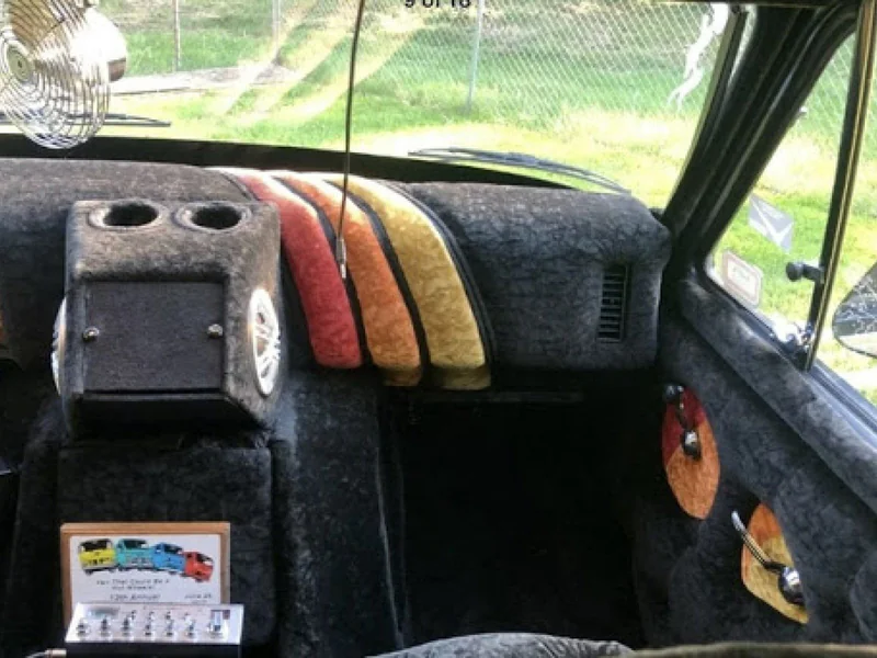1973 Chevrolet G20 4