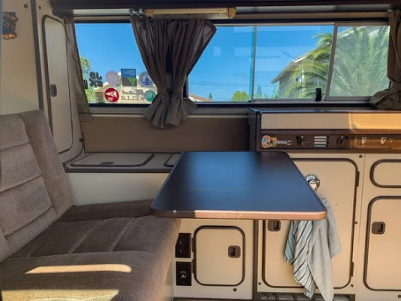 1985 Volkswagen Vanagon 11