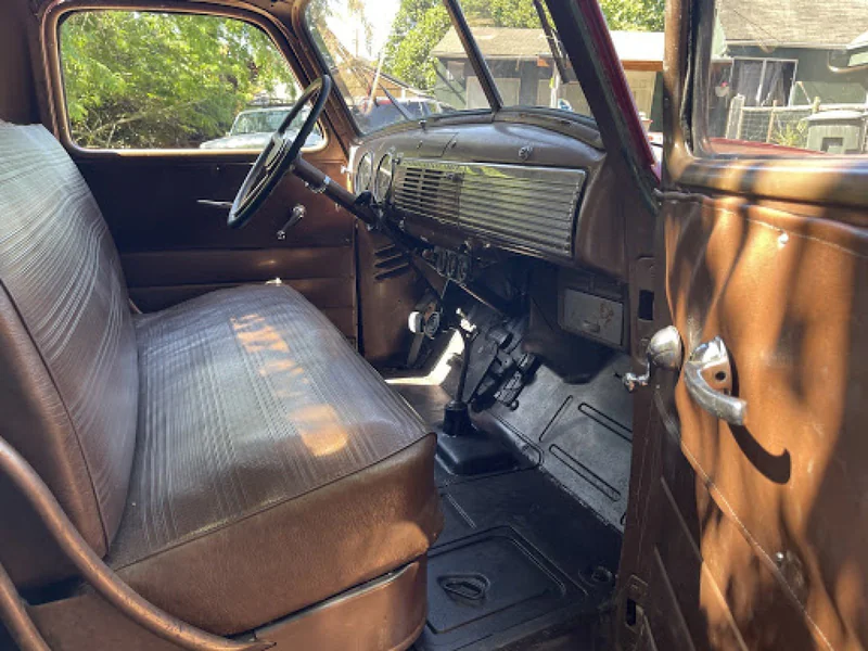1949 GMC Flatbed Farm Truck 2
