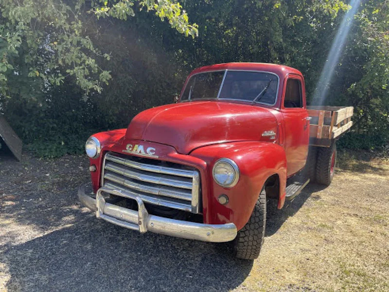 1949 GMC Flatbed Farm Truck 6