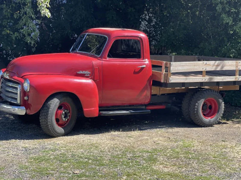1949 GMC Flatbed Farm Truck 8