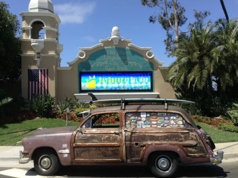 1951 Ford Woodie 5