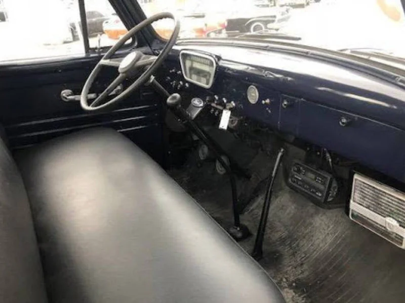 1955 Ford F800 7