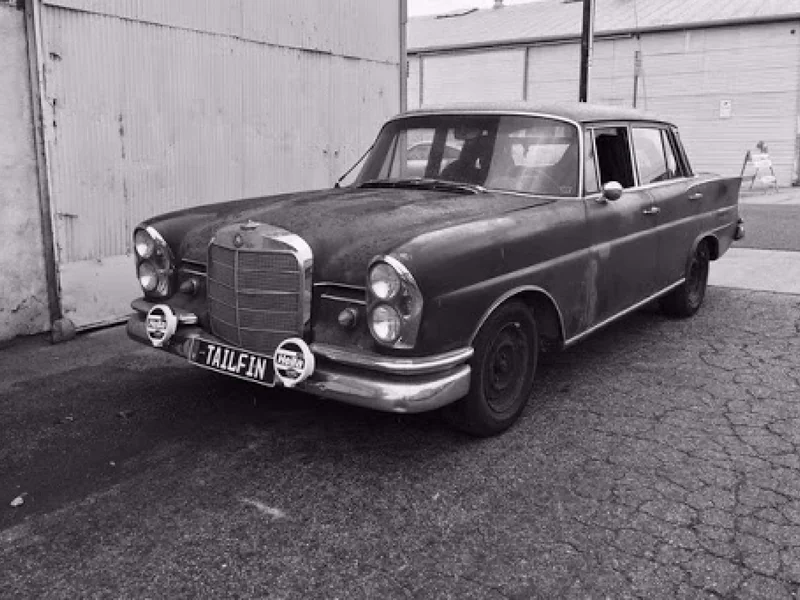 1966 Mercedes-Benz 230S