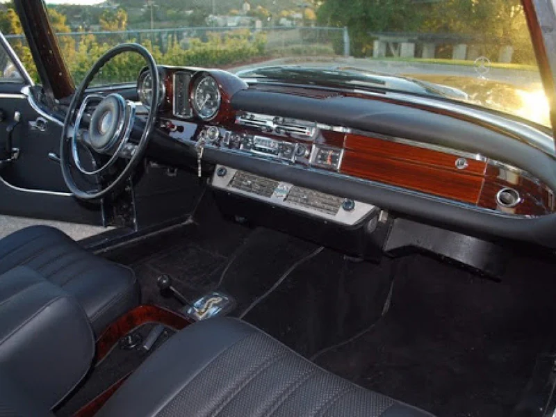 1967 Mercedes-Benz 250se coupe