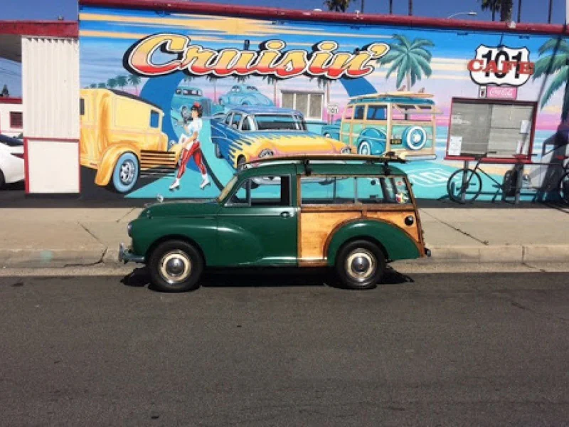 1960 Morris Minor Woodie 2