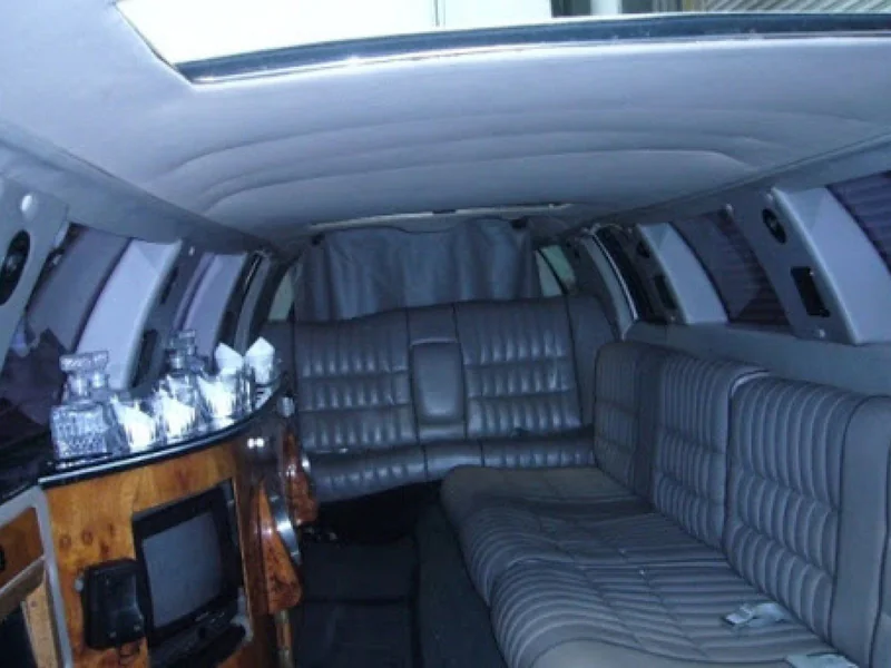 1991 Lincoln Town Car HotTub Limo