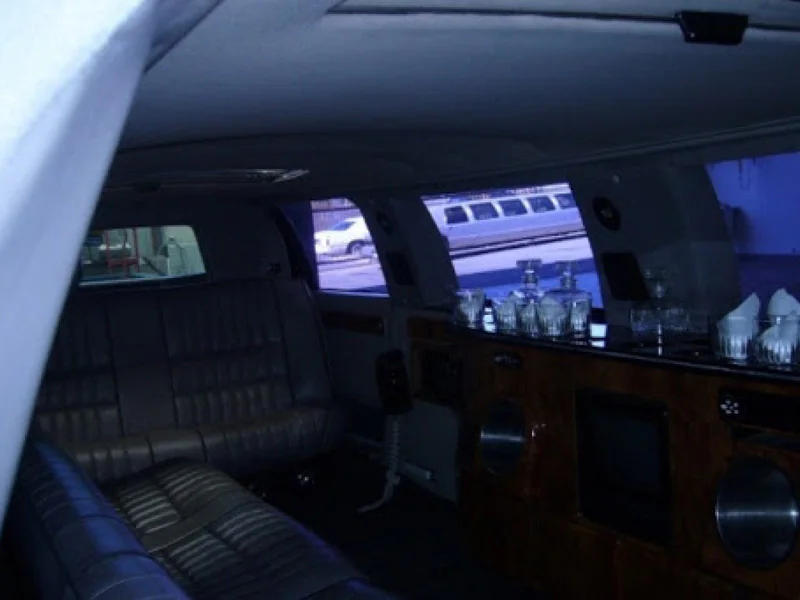 1991 Lincoln Town Car HotTub Limo