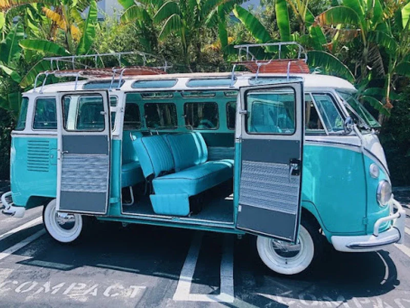 1960 Volkswagen 23-Window Samba Bus 2