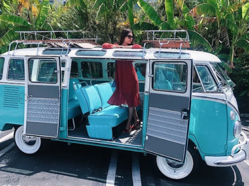 1960 Volkswagen 23-Window Samba Bus 4