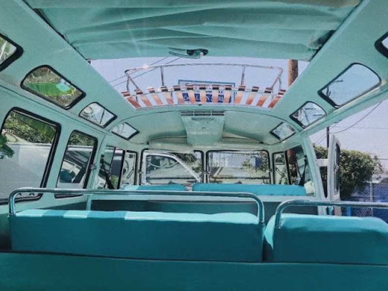 1960 Volkswagen 23-Window Samba Bus 5