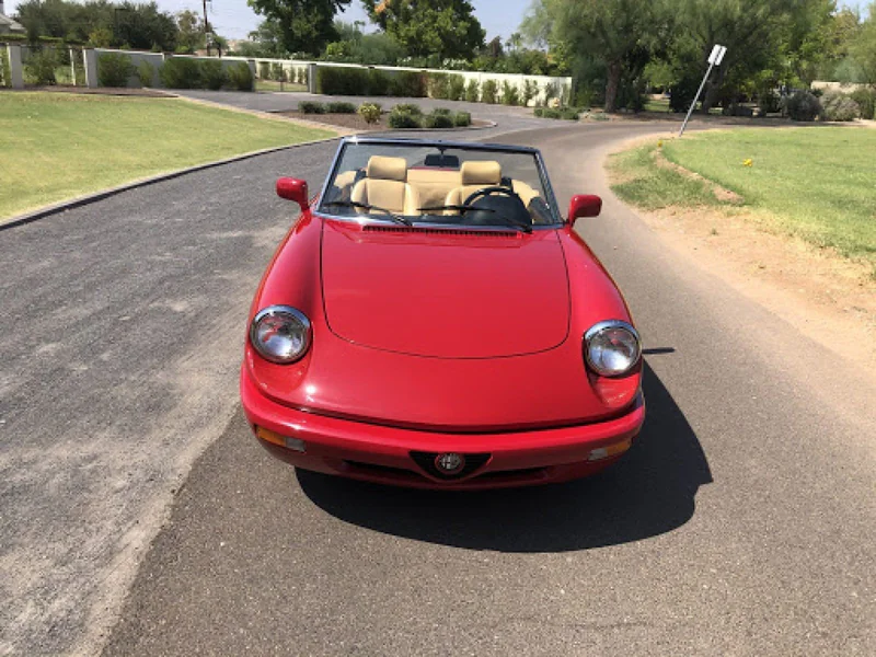 1991 Alfa Romeo Spider 5