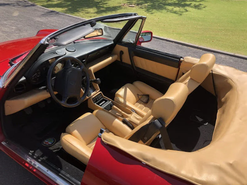 1991 Alfa Romeo Spider 6