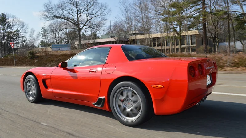 2003 Chevrolet Corvette 2