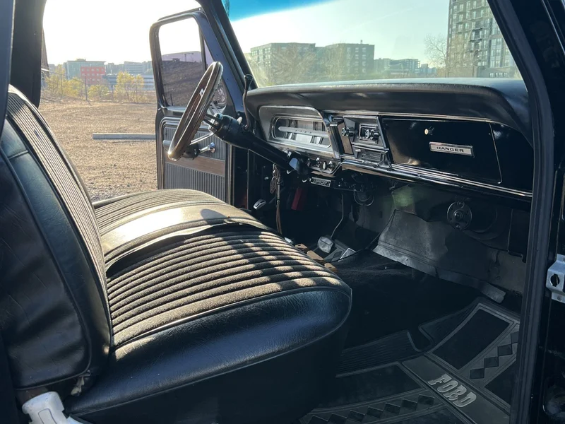 1970 Ford F-100 11