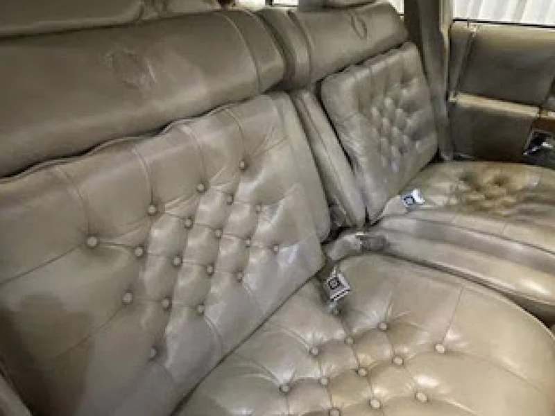 1985 Cadillac Fleetwood Brougham  D’Elegance 7
