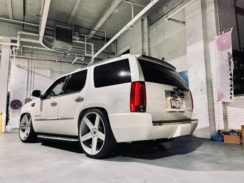 2007 Cadillac Escalade 2