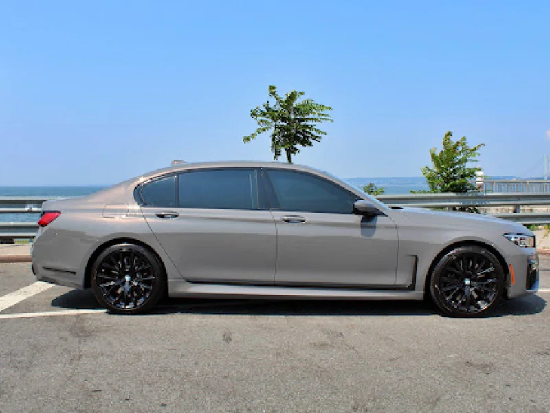 2022 BMW 740xi 3