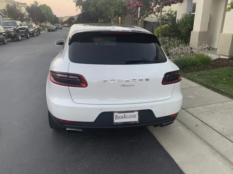 2017 Porsche Macan