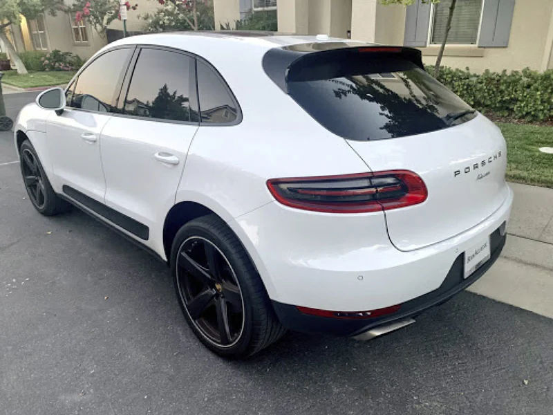 2017 Porsche Macan