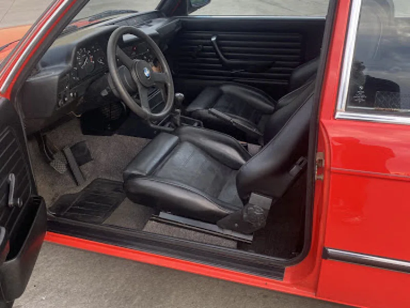 1982 BMW 320is 4