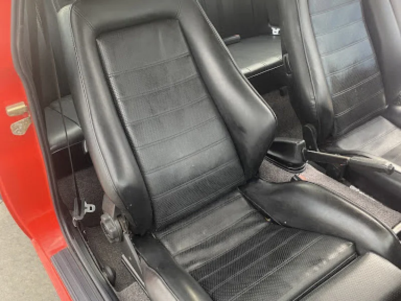 1982 BMW 320is 5
