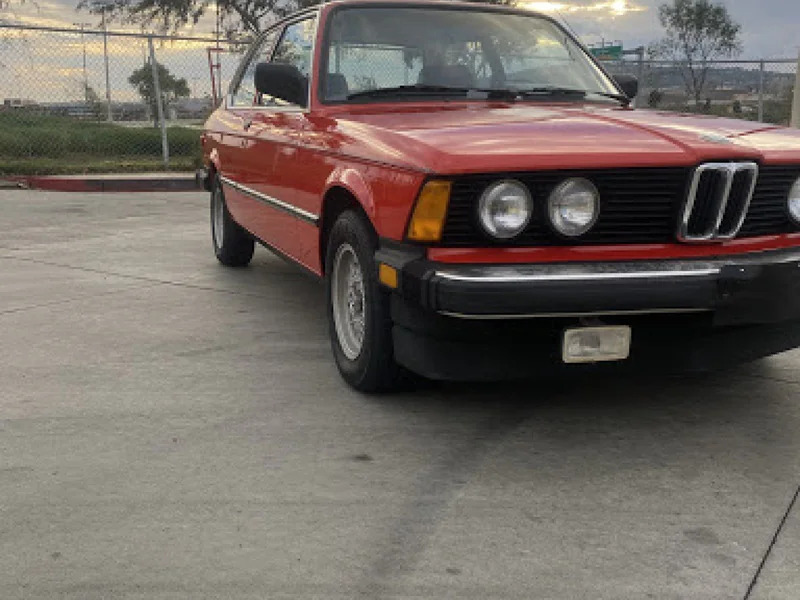 1982 BMW 320is 10