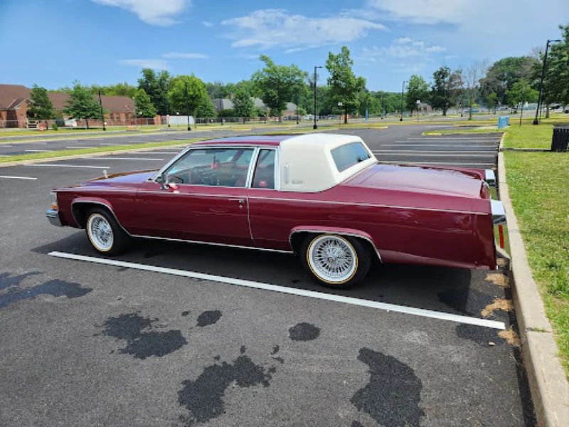1981 Cadillac Coupe Deville 8