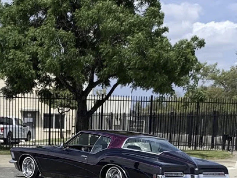 1971 Buick Riviera 3