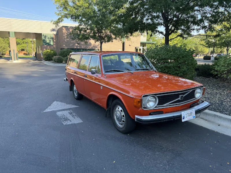1973 Volvo 145 2