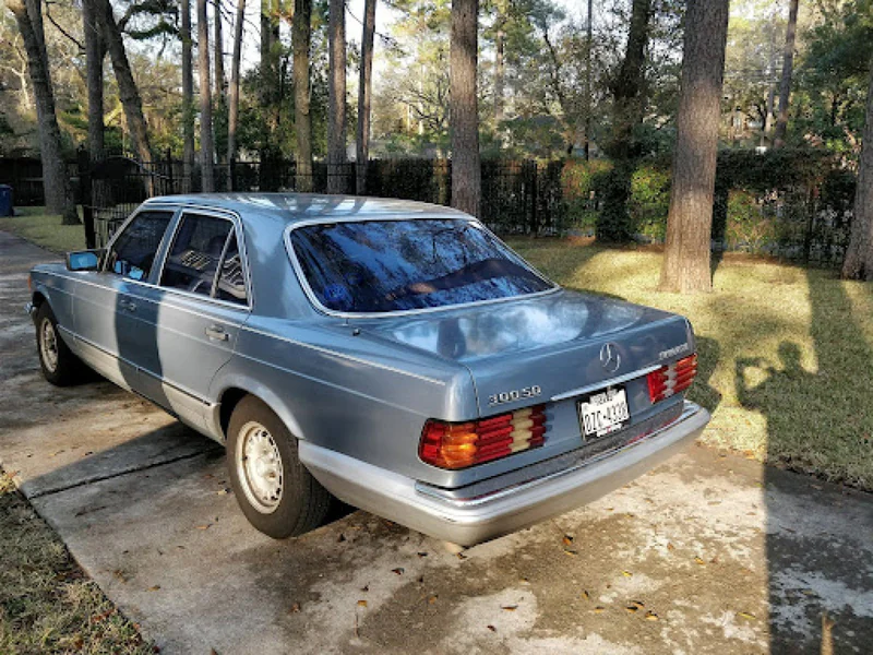 1984 Mercedes-Benz 300SD Turbodiesel 3