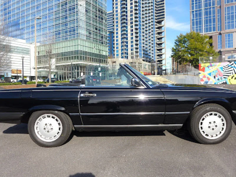 1987 Mercedes-Benz 560SL