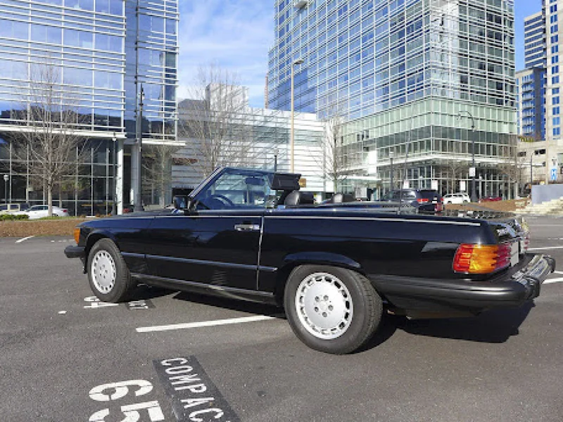 1987 Mercedes-Benz 560SL